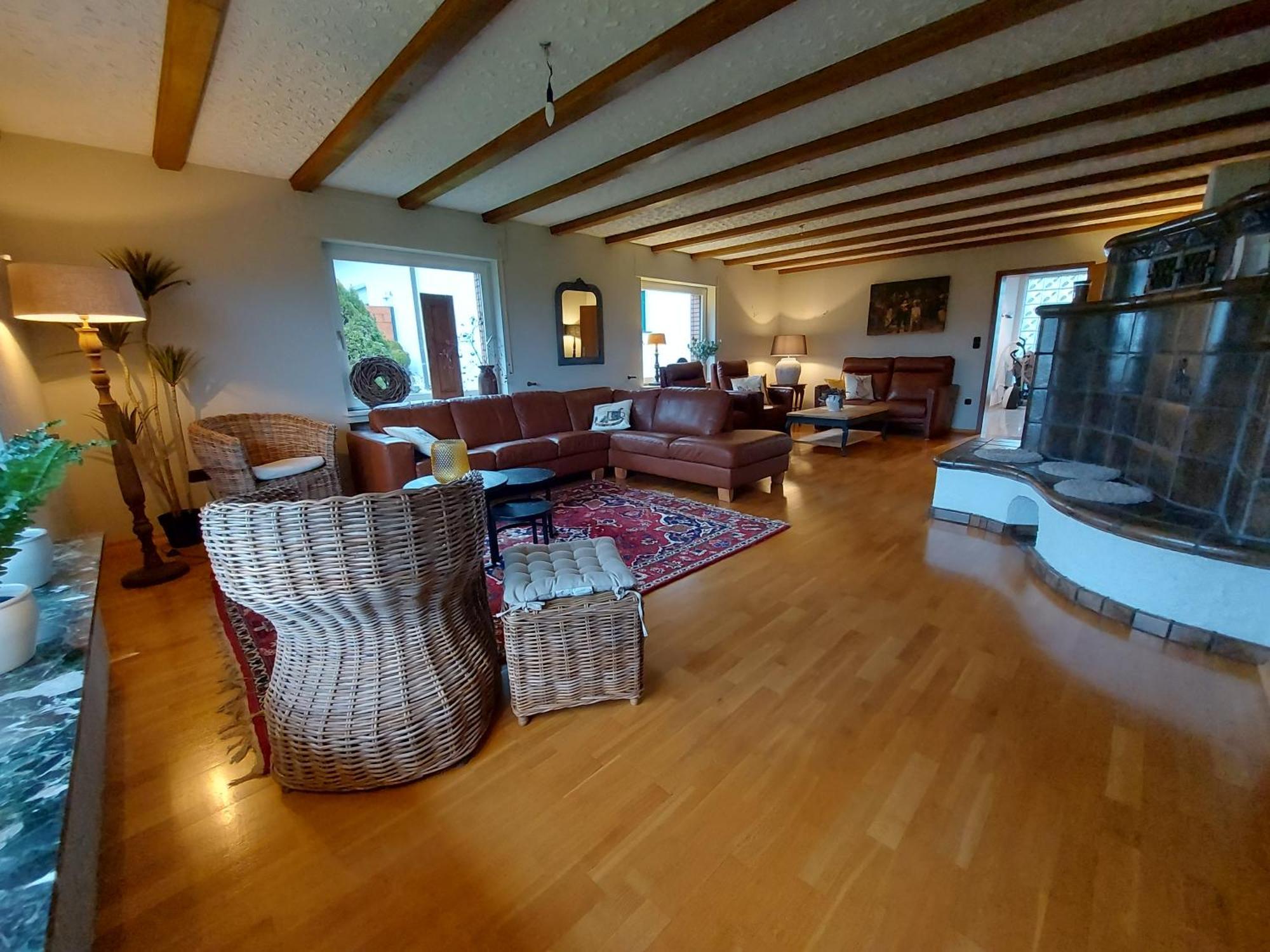 Ferienhaus Hescheld With Private Jacuzzi 헬렌탈 외부 사진